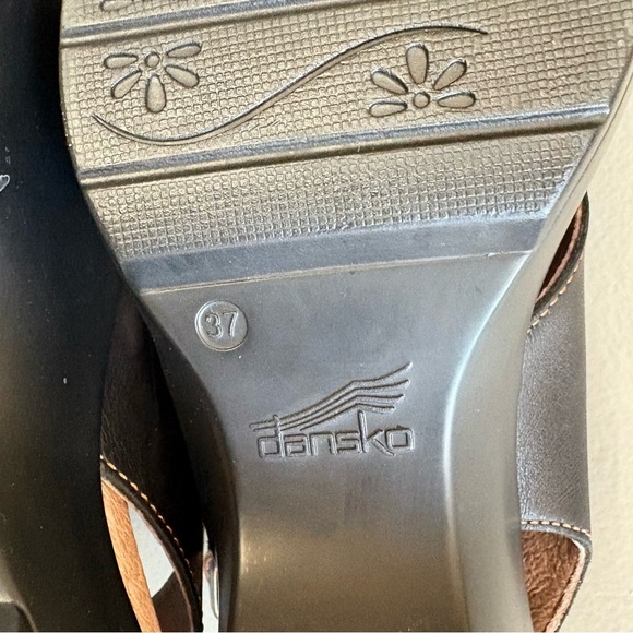 Dansko Jacinda Black Tan Slingback Leather Criss Cross Strap Wedge Sandal 37 - Picture 13 of 13